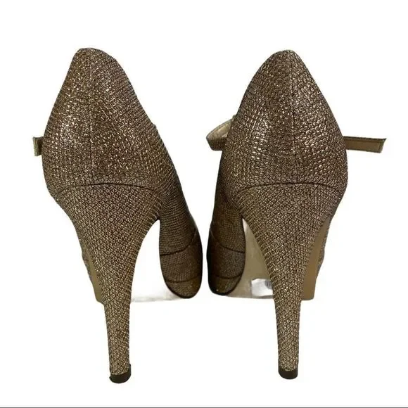 Call it Spring Sparkly Platform Pump - Picture 10 of 14